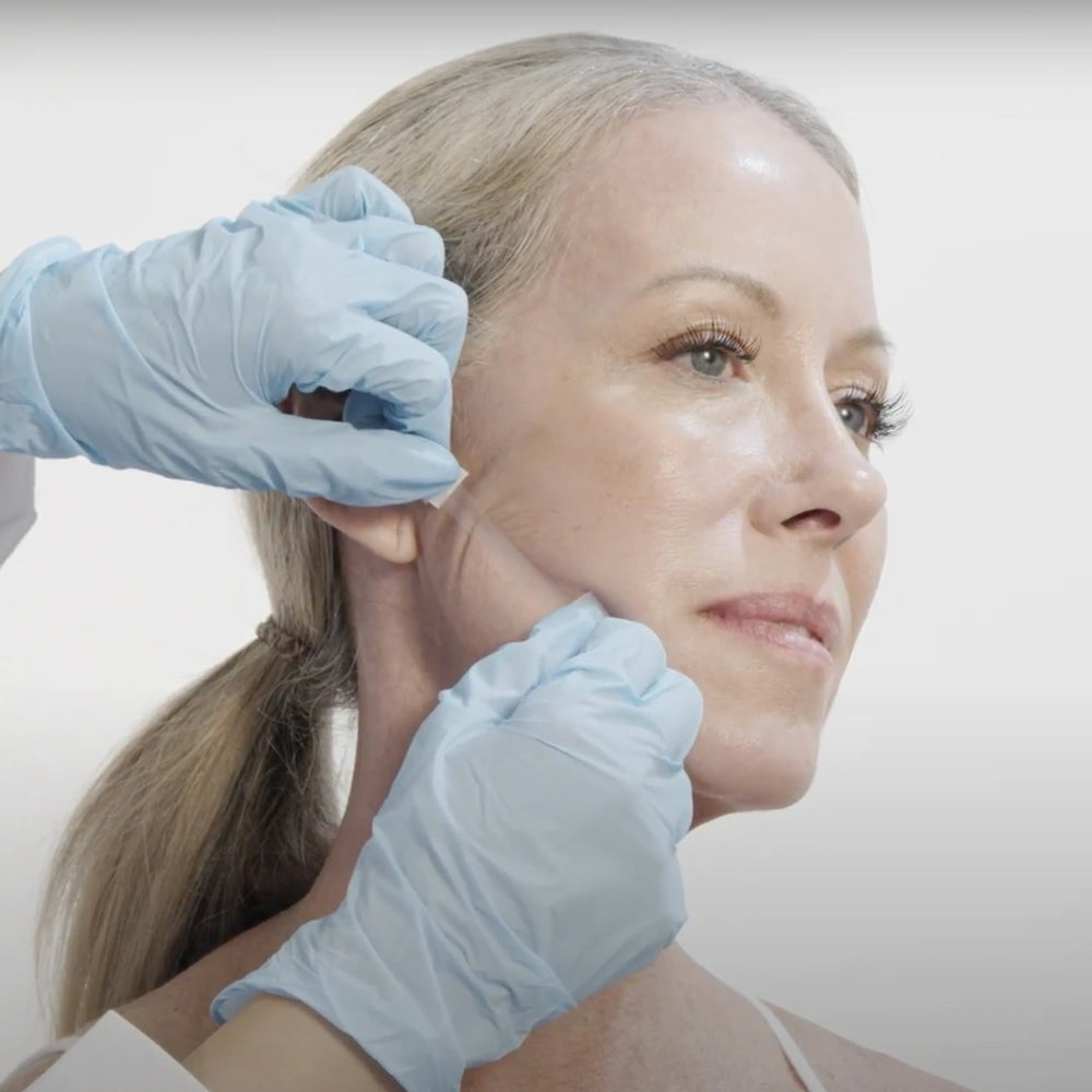 Rebuilds Your Skin’s Elastic Scaffold All Day & Night