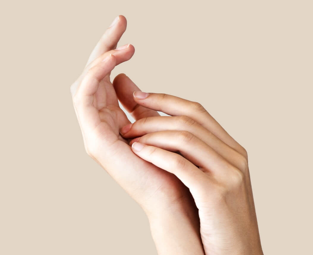 <p><strong>2. It Helps ”Fill” in Wrinkles and Add Volume for a Smoother-Looking Finish</strong></p>